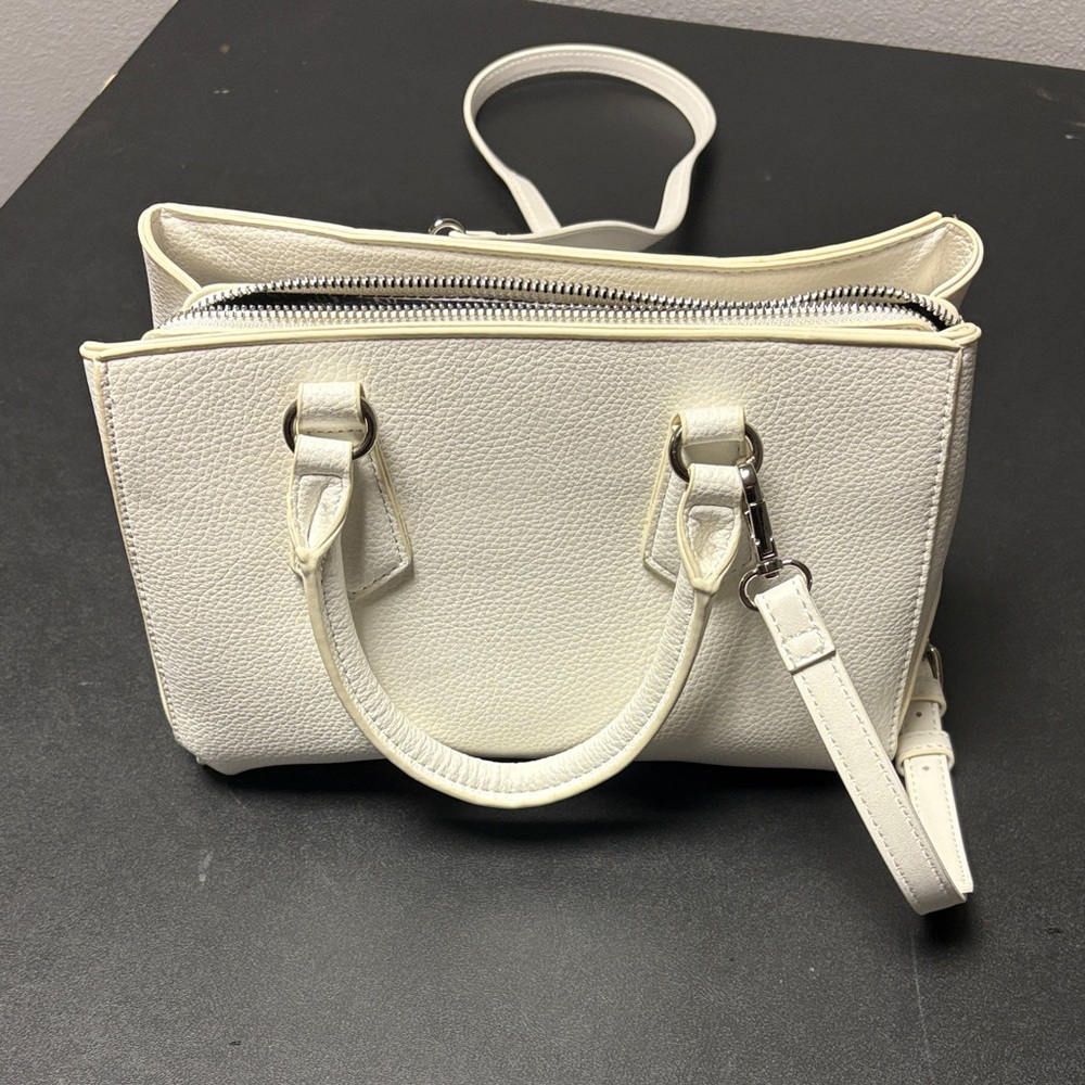 Steve Madden White Crossbody Bag - Picture 2 of 9